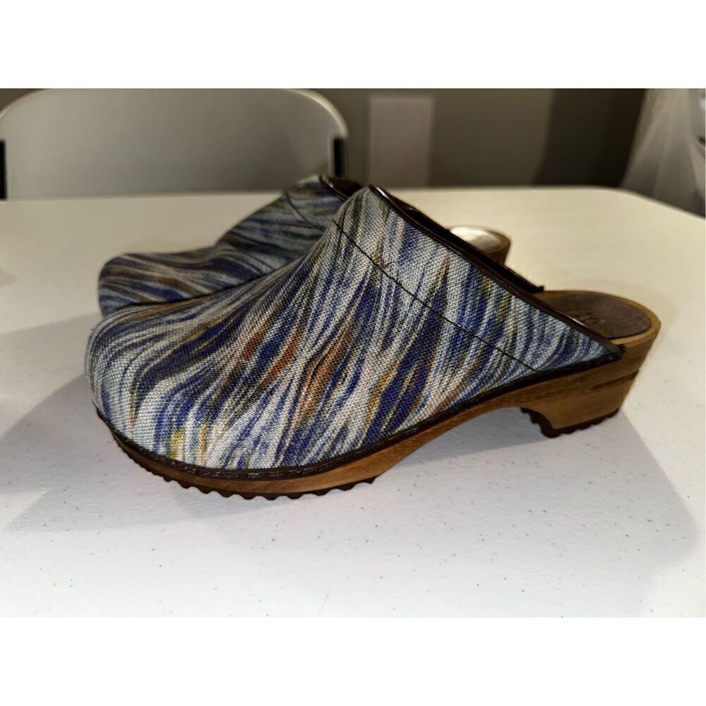 Sanita Multicolor Blue-Brown Patterned Slip-On Clogs